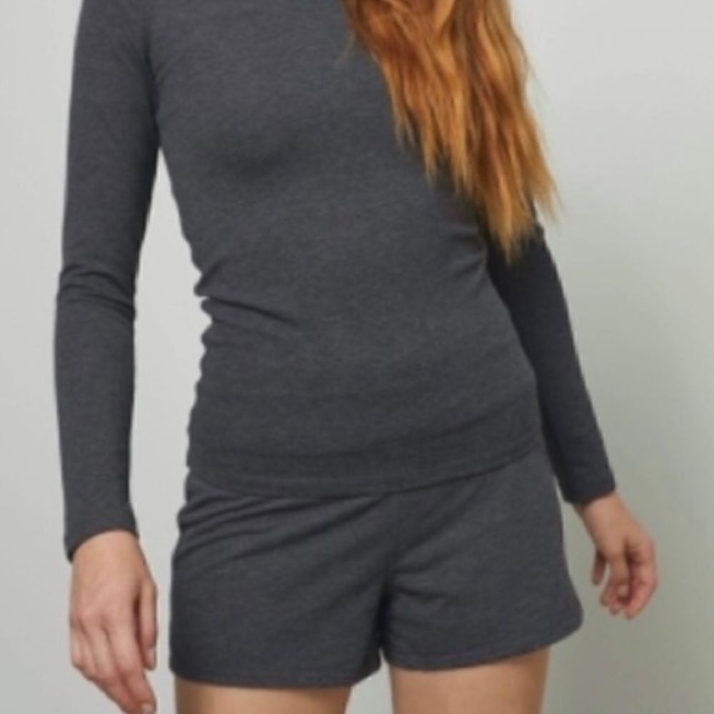 Lunya Restore Short mercurial grey sz XS